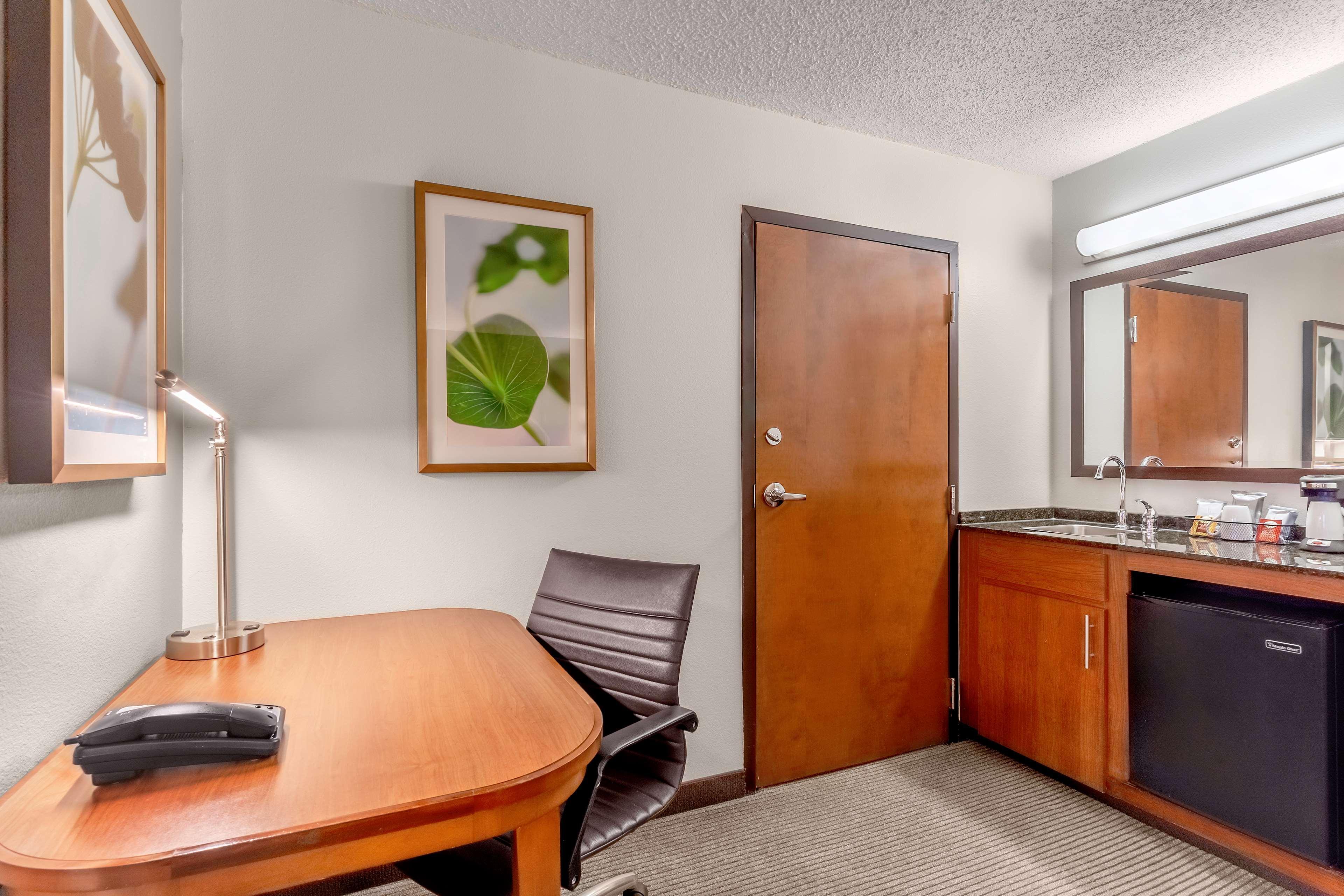 Hyatt Place Charlotte Airport Tyvola Road Exteriör bild